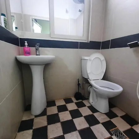 Lovely & Quite 1234gs Apartament Tirana