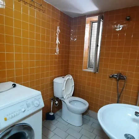 Lovely & Quite 1234gs * Tirana