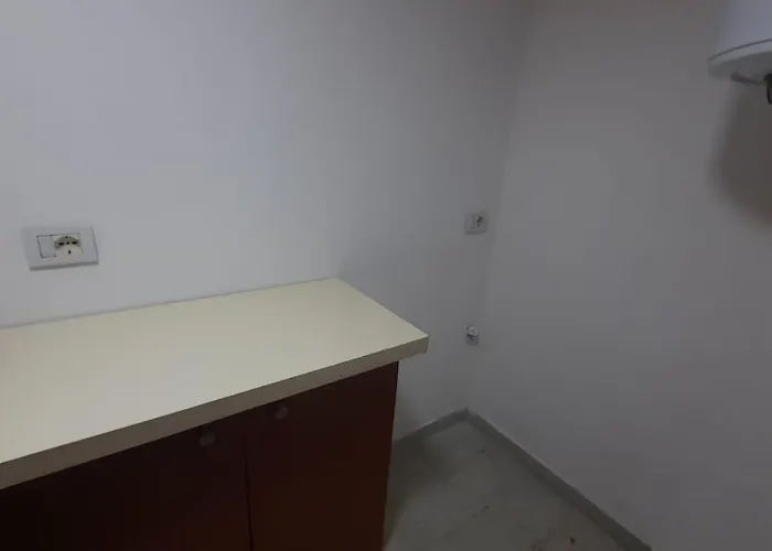 Lovely & Quite 1234gs