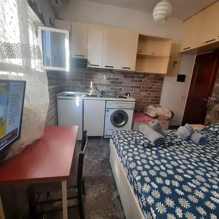 Lovely & Quite 1234gs *