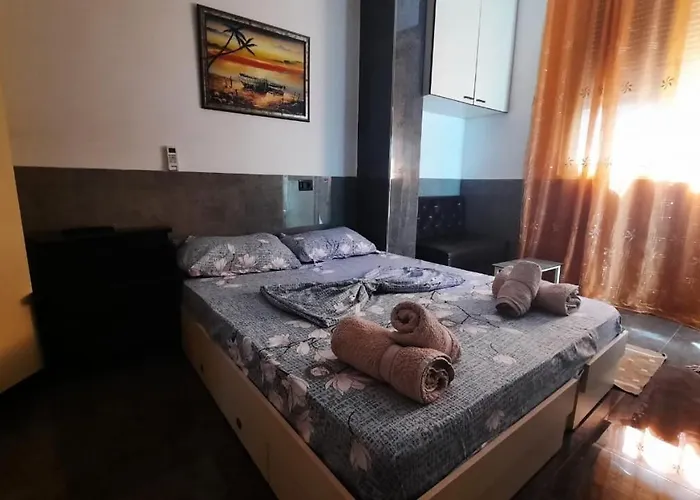 Lovely & Quite 1234gs Apartamento Tirana